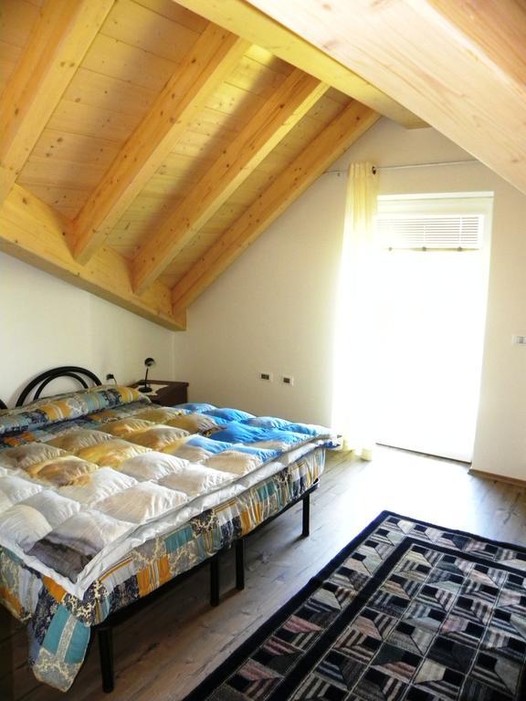 Appartement Casa De Val à Calceranica al Lago Chambre photo